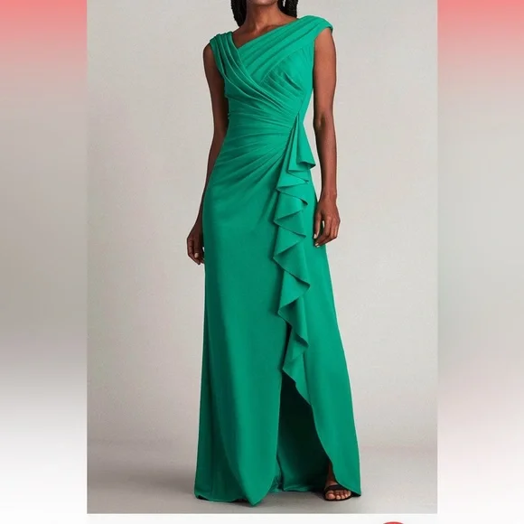 Tadashi Shoji Green evening dress - Picture 2 of 15
